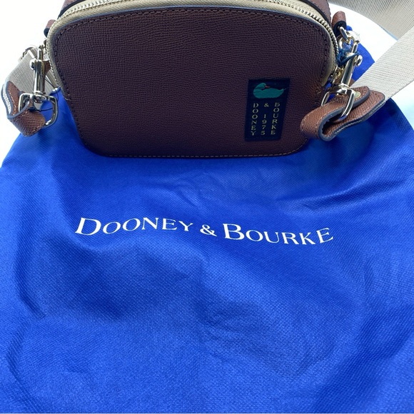 Dooney & Bourke Alpine Ambler 20 Camel Crossbody Pebble Leather BALPN2527CMCM - Picture 9 of 10